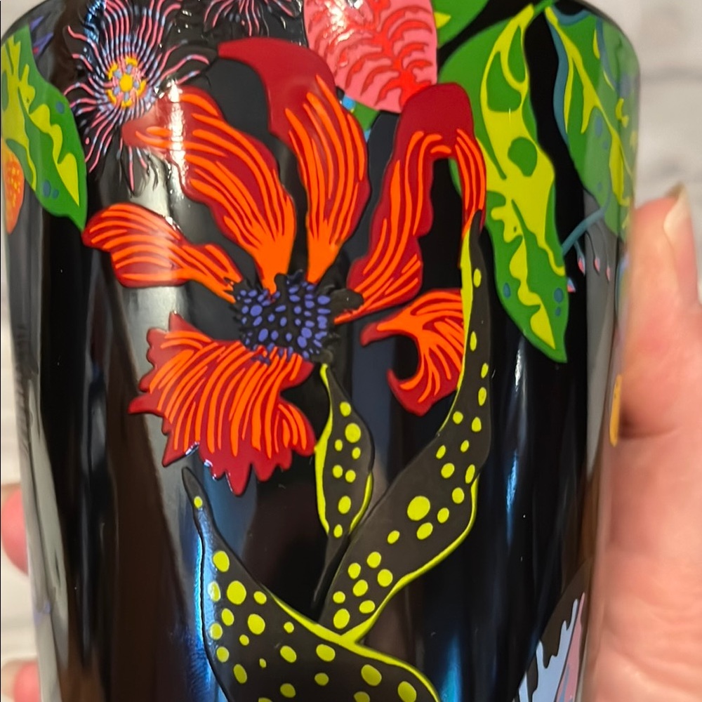 Starbucks Black Tumbler 12 oz vibrant flowers 2023 coffee traveler - Picture 11 of 12